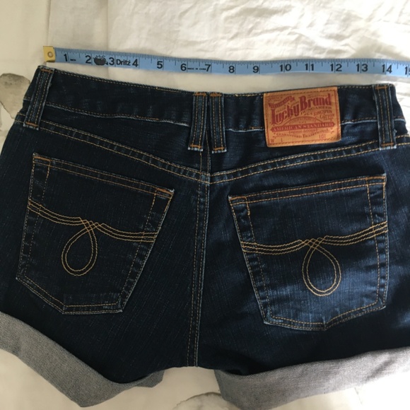 Lucky brand denim shorts - Picture 2 of 7